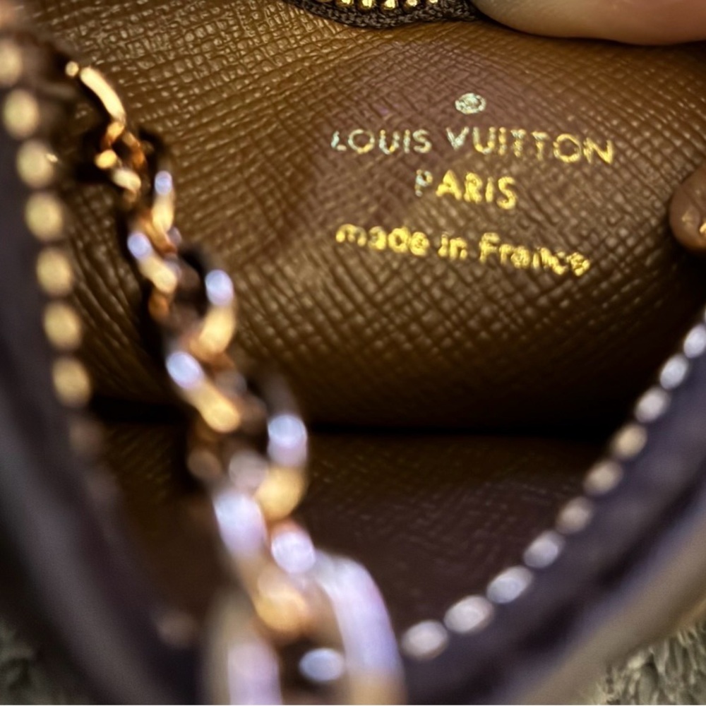 Louis Vuitton Monogram Canvas Key & Card Holder in Brown and Gold coin purse - Picture 4 of 5